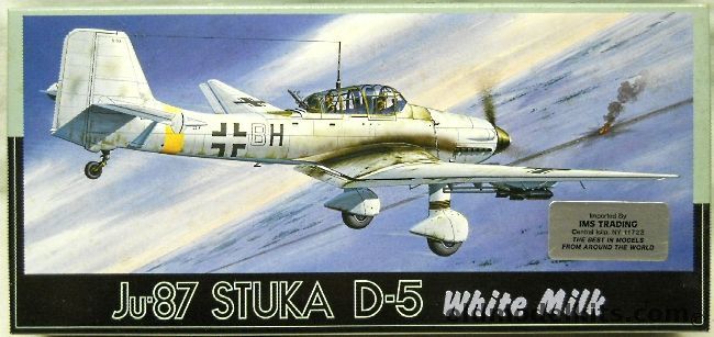 Fujimi 1/72 Junkers Stuka Ju-87 D-5 / D-8 - White Milk- I/SG.3 (D-5) or Nachtschlachtgruppen (D-8), F-16 plastic model kit